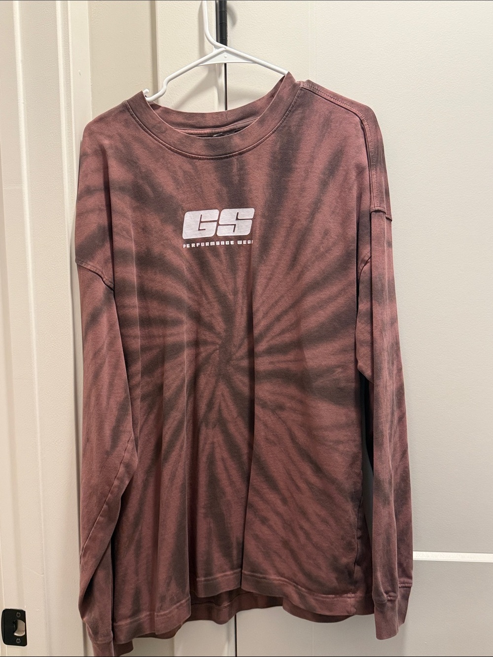 GYMSHARK Men’s Performance Crew Tie-Dye Long Sleeve Tee - Maroon